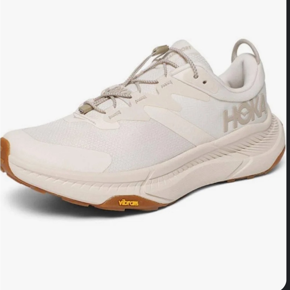 8B Hoka Transport